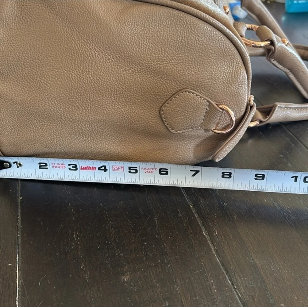🤎▪️Betsey Johnson▪️ Crystal Love Rhinestone Satchel - Taupe with Rose